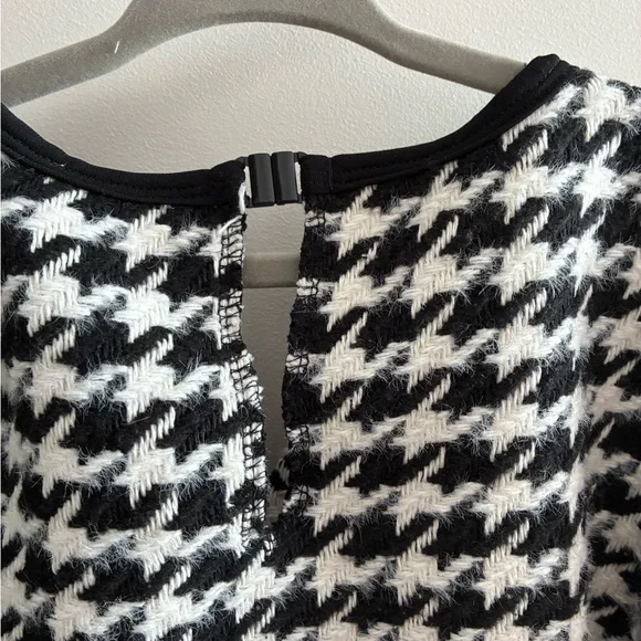 Toddler Business Woman Costume - Picture 6 of 14